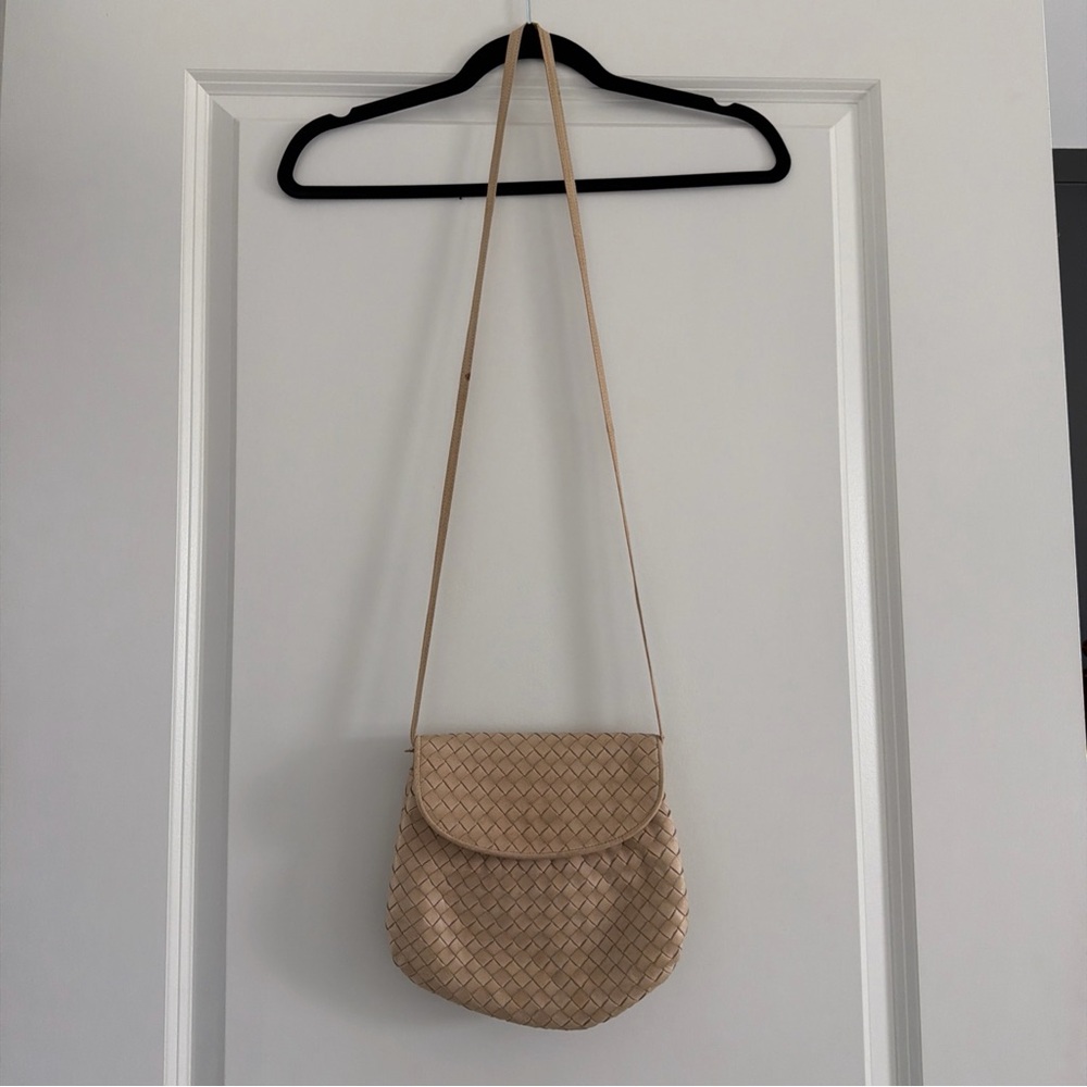 Bottega Veneta Tan Crossbody Bag AUTHENTIC w COA